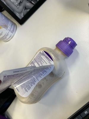 Hochwertiges, individuell angefertigtes Schalen, Aufkleber für den Druck auf zwei Seiten, mehrschichtiger Klebstoff für die industrielle Verwendung von Motorenöl